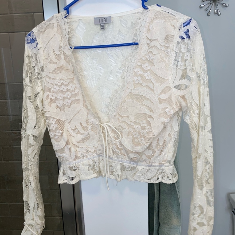 Tobi Cream Lace Crop Top